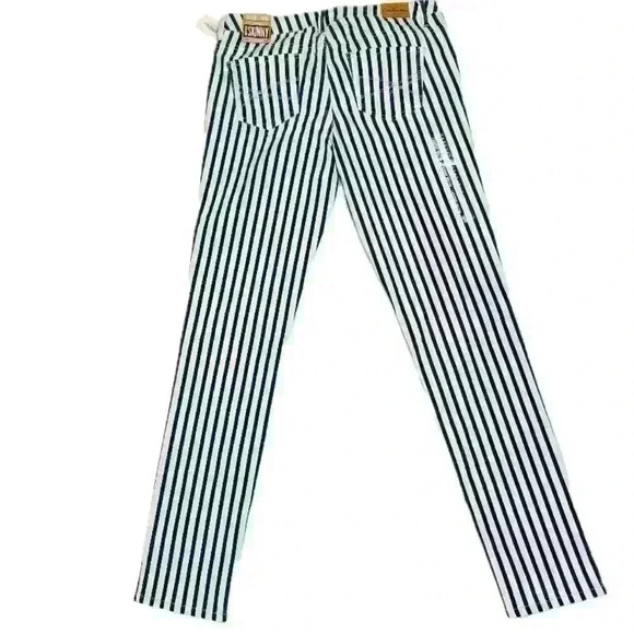 NWT Aeropostale Blue and White Striped
Super Low Rise Super Skinny Fit Jeans - Picture 2 of 12